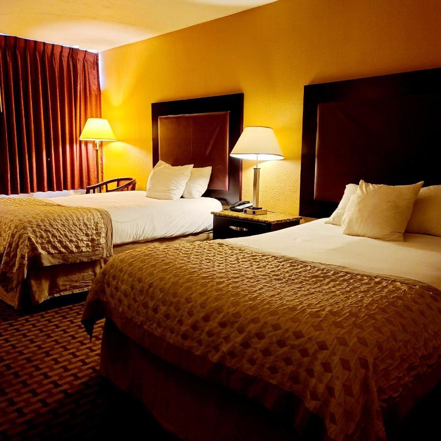 Town Inn Бордентаун Экстерьер фото